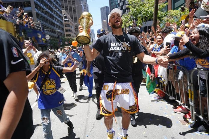 warriors parade