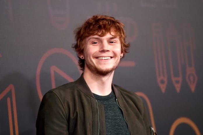 evan peters evan peters